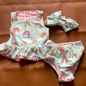 Never worn: Mudpie Two Piece Swimsuit (9-12 months)
